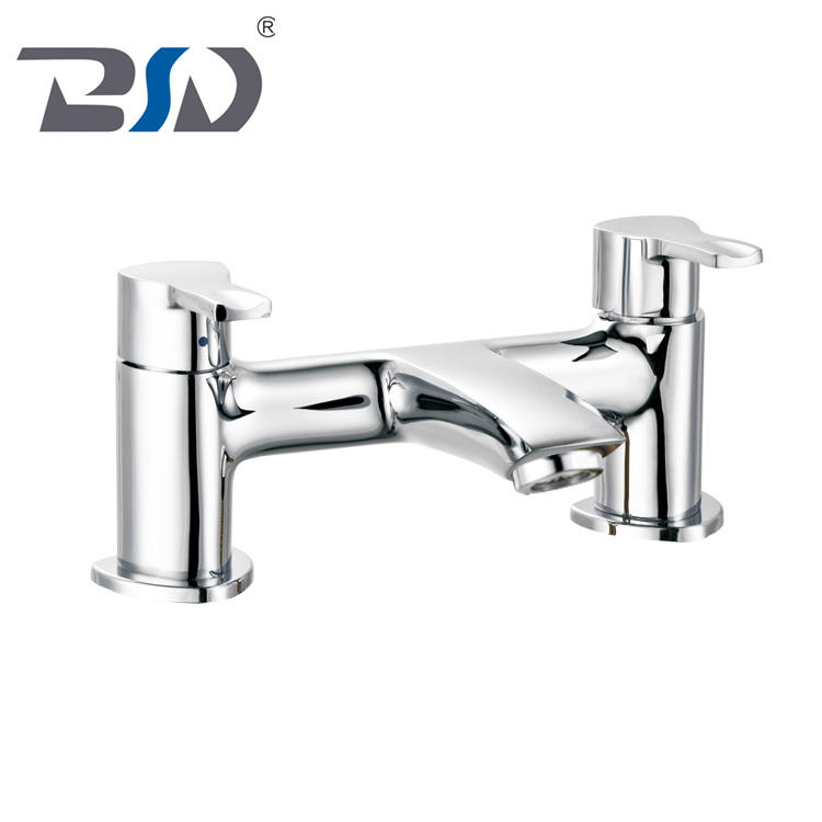 Modern Deck Mounted Bath Faucet Brass Bathroom Bath Filler Chromed Made in China