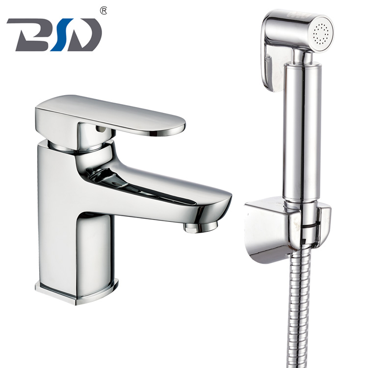 Single Lever Brass Body Deck Mount Woman Bidet Mixer Faucet With Brass Shattaf